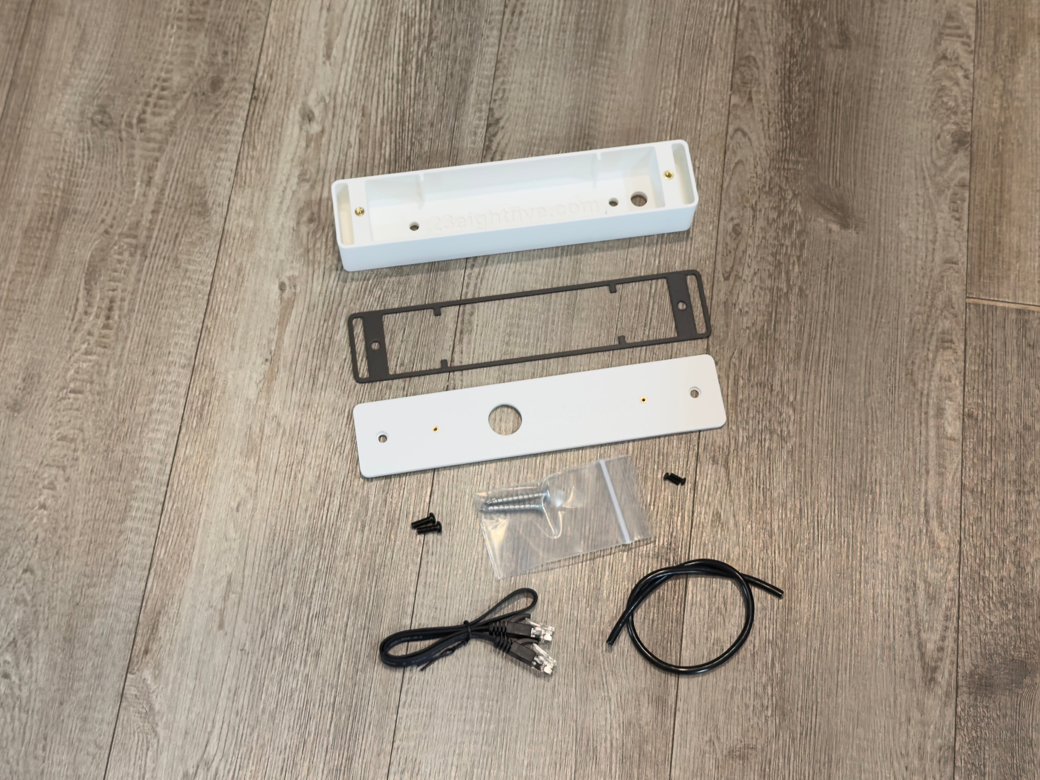 Ubiquiti G6 Pro Entry PoE 2 Wire Retrofit Mount Kit