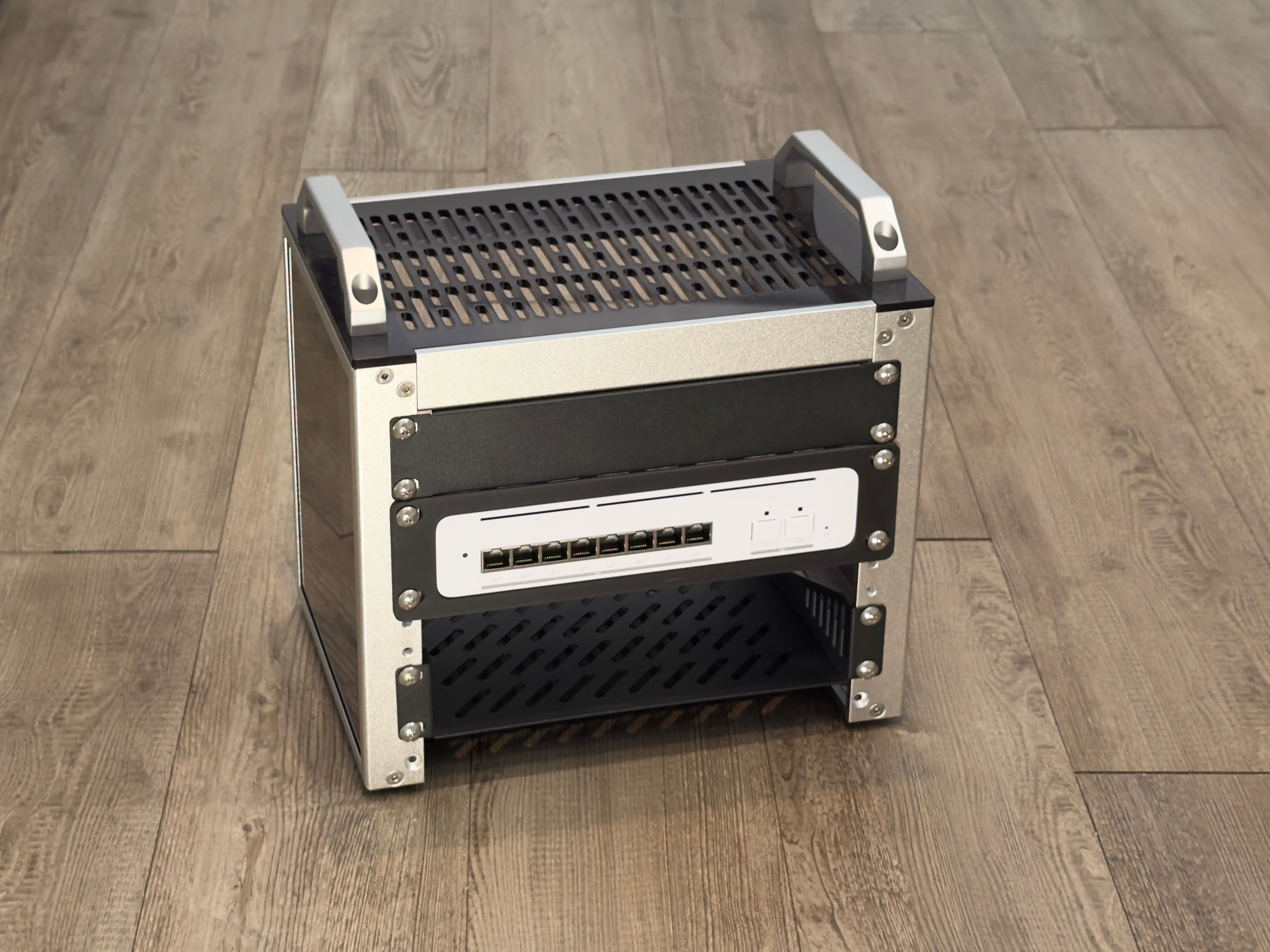 Ubiquiti Pro XG 8 PoE 1.25U 10 Inch Rack Mount