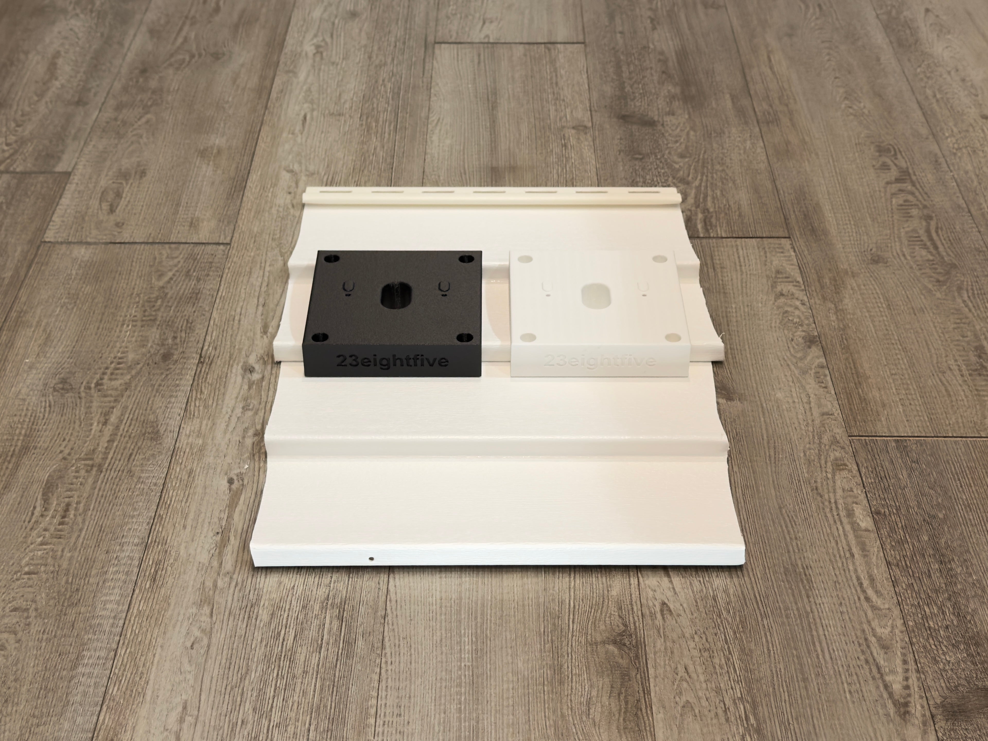 Ubiquiti G6 180 Vinyl Siding Mount Double 4 inch Dutch lap (UVC-G6-180-H-D4DL)