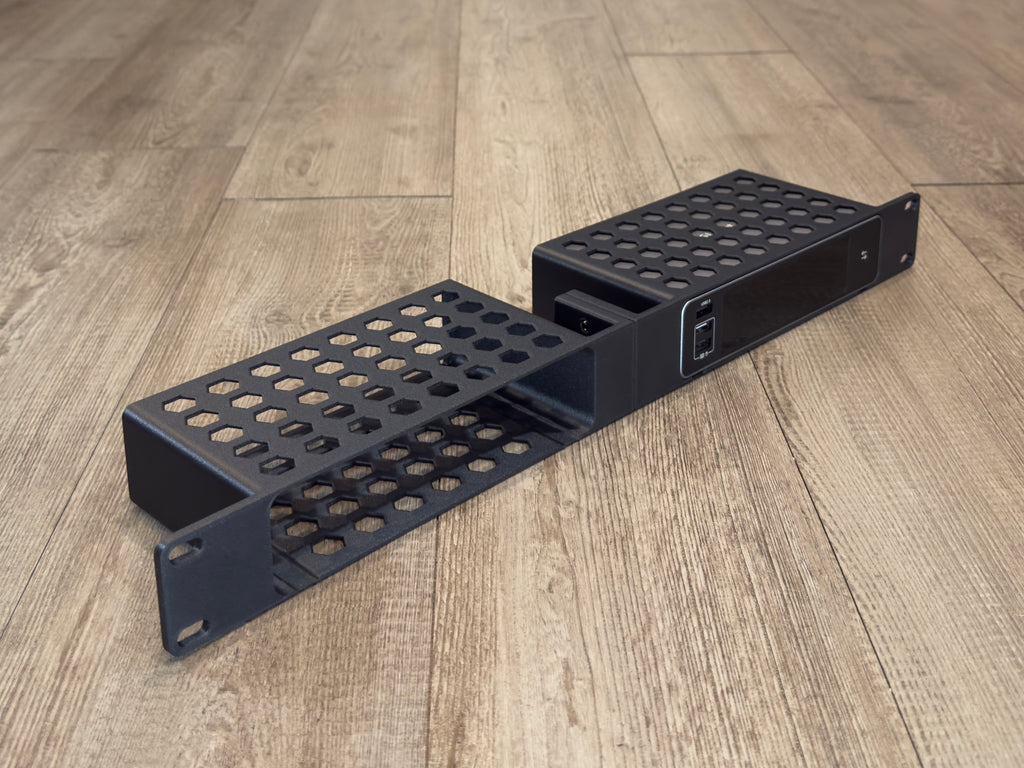 GL.iNET Comet X Dual 1U Rack Mount Carbon Fiber (gl-rm4pe)