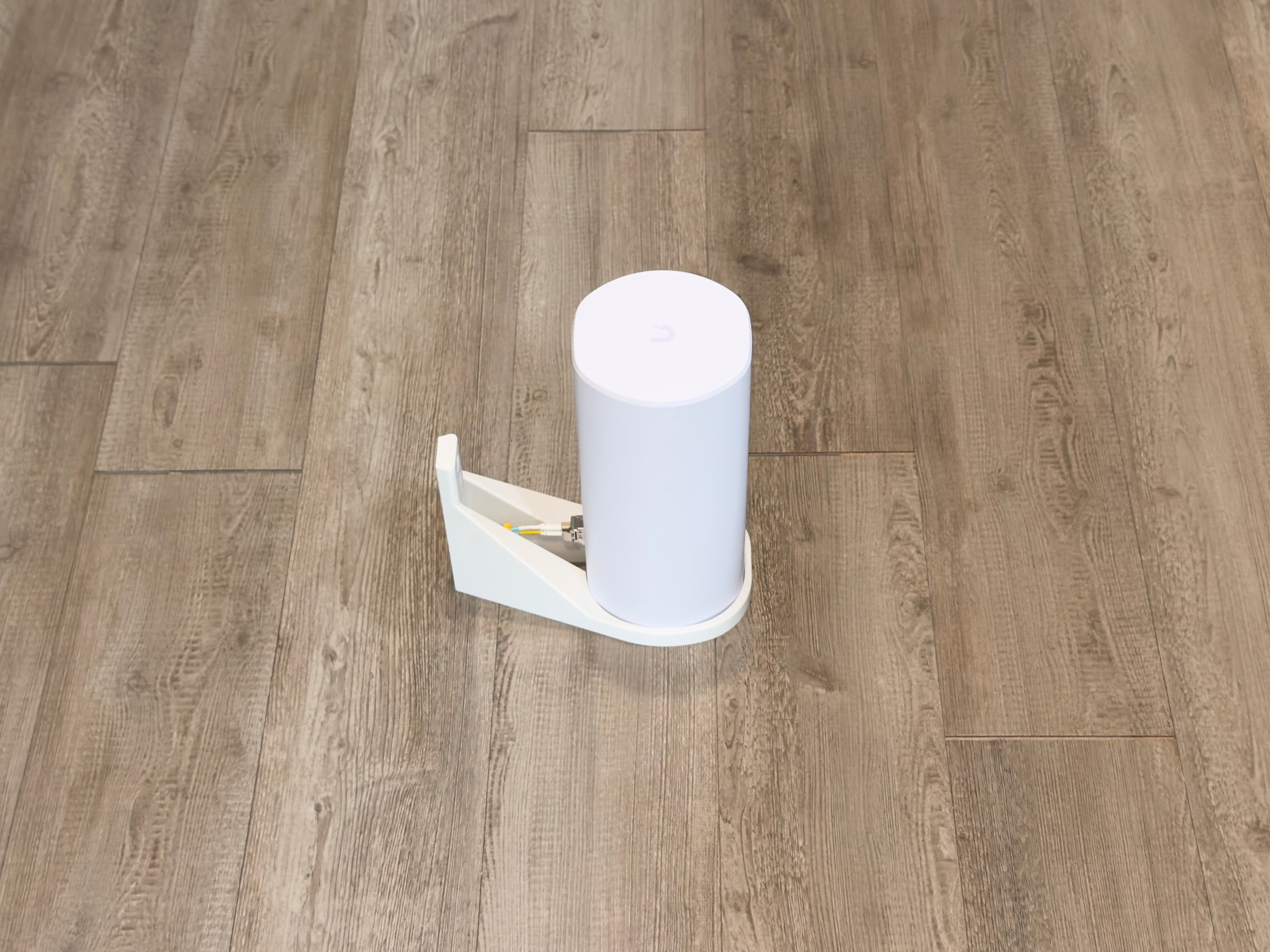 Ubiquiti Dream Router 5G Max Wall Mount Glass Fiber Infused UDR-5G-Max
