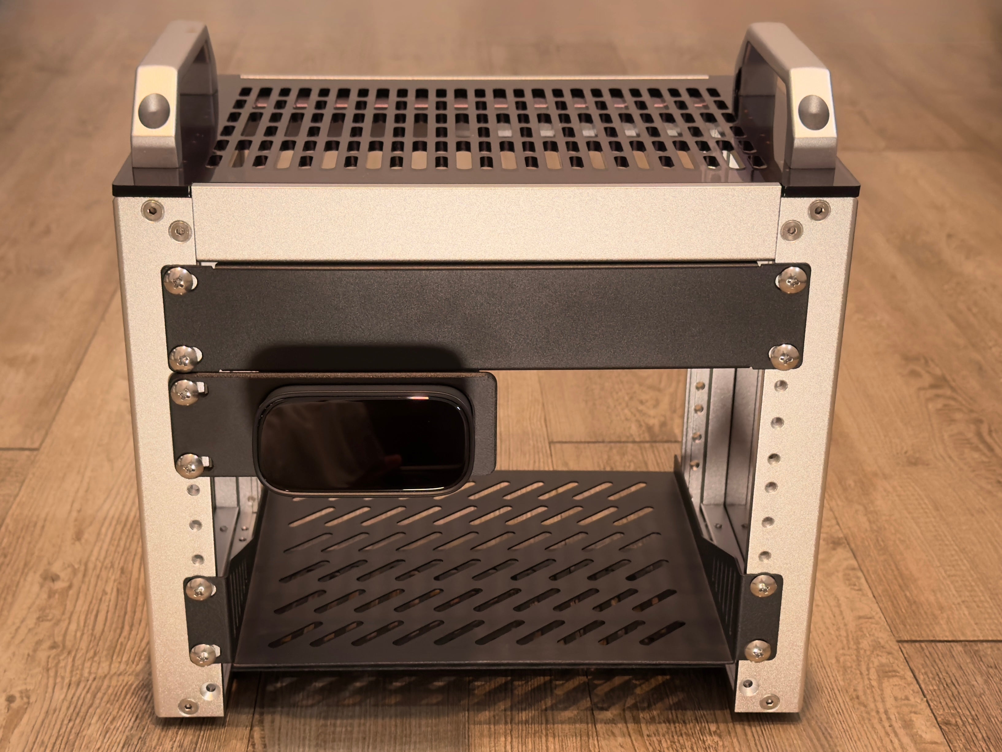 GLiNet Comet Pro Carbon Fiber Infused 1U Rack Mount (GL-RM10)