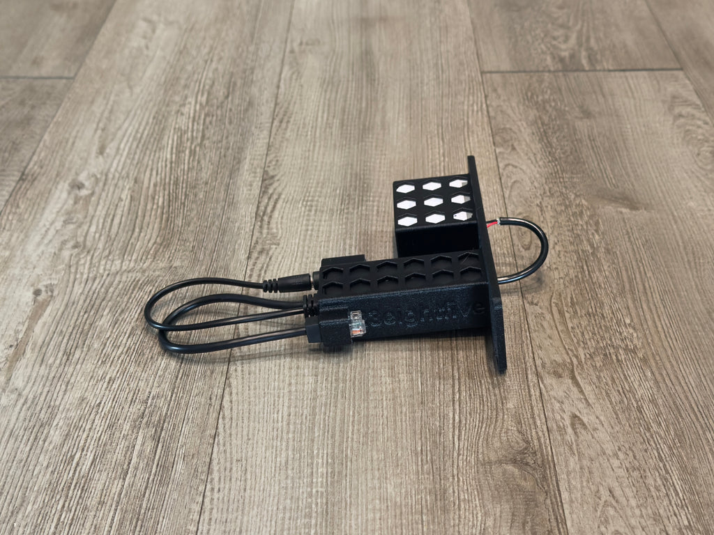 Ubiquiti Relay 1U Rack Mount PoE Injector Carbon Fiber USL Relay