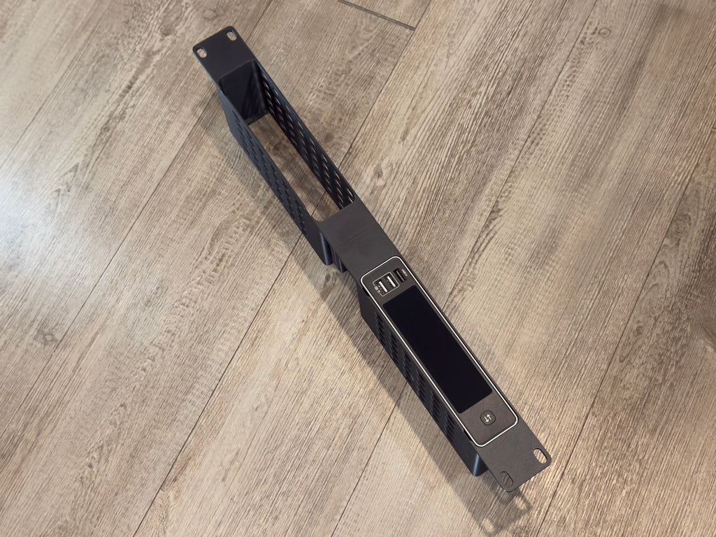 GL.iNET Comet X Dual 1U Rack Mount Carbon Fiber (gl-rm4pe)