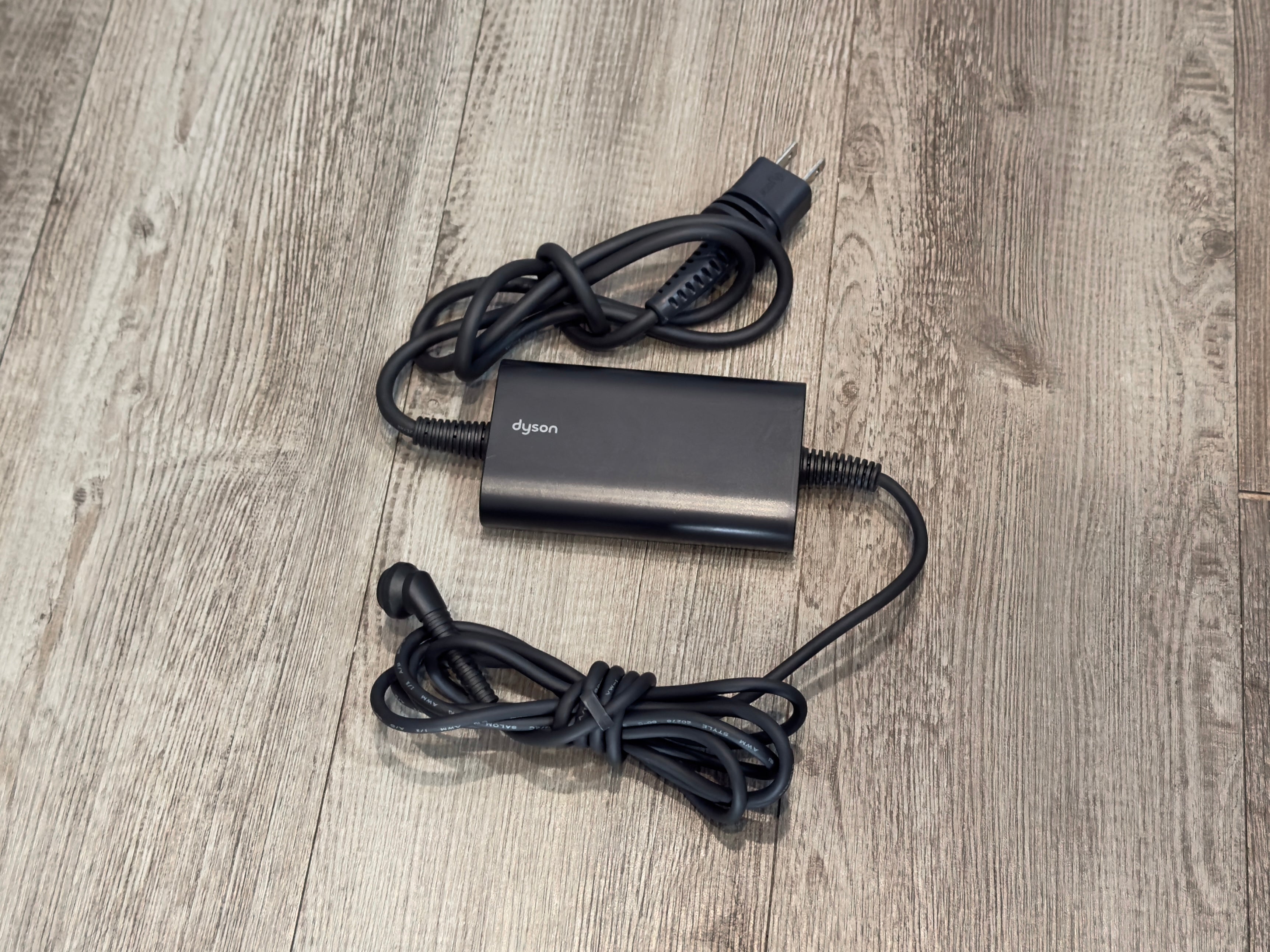 Wall Mount with Built-In Cable Management for Dyson Corrale Hair Straightener