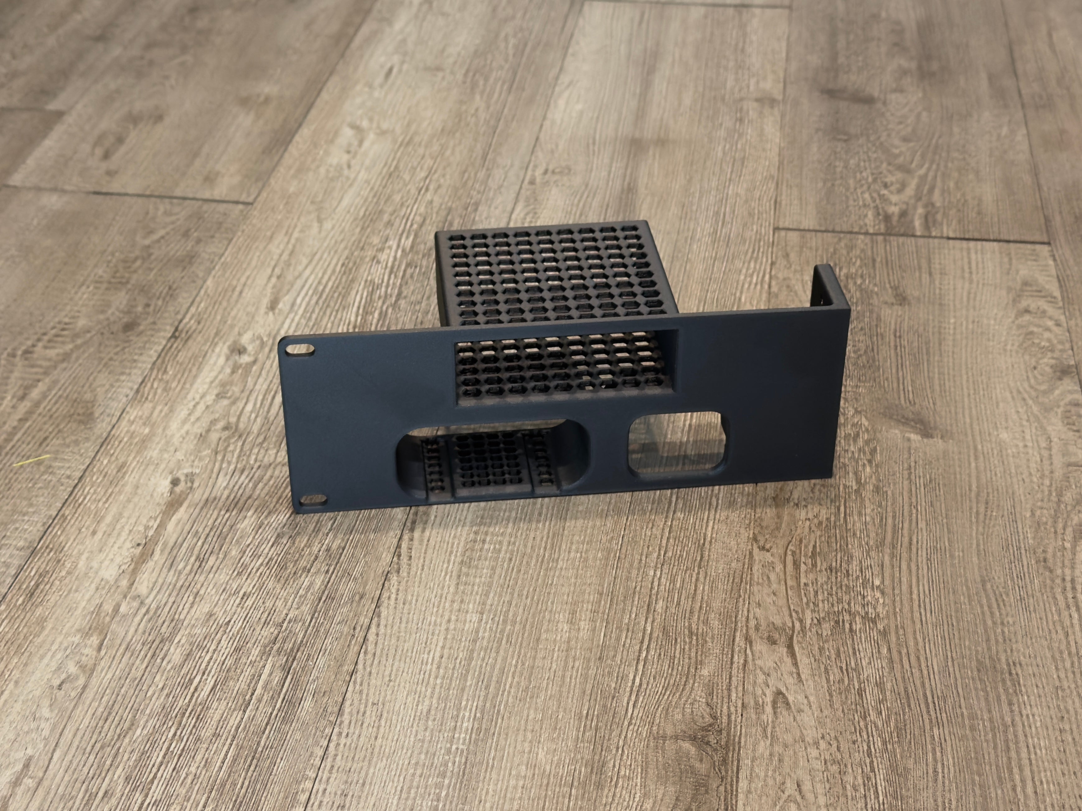 Apple TV 4K, Comet Pro, and JetKVM Carbon Fiber 2U Rack Mount Half