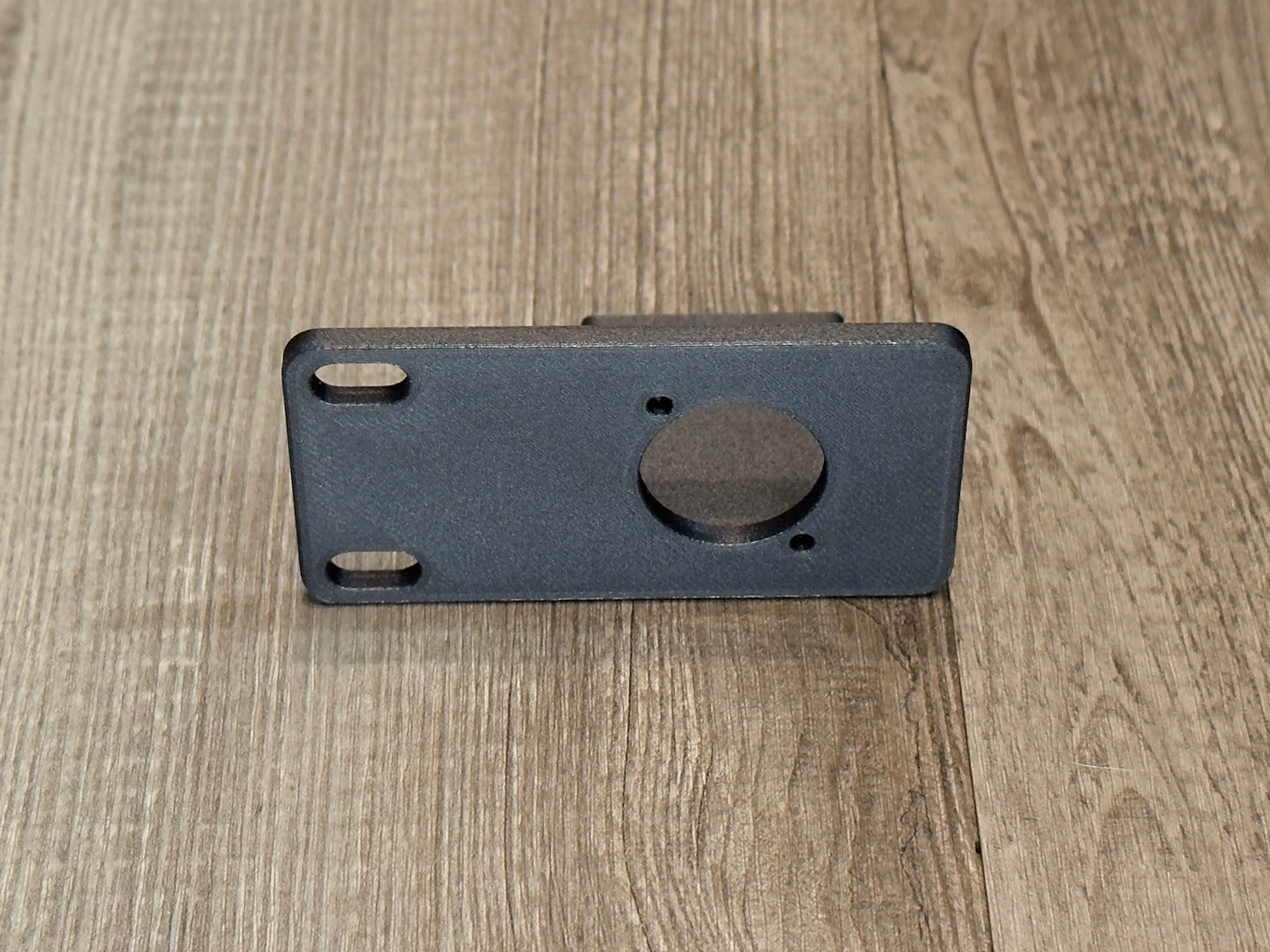 D-Type 1U Rack Mount 1 D-Series Connector with Cable Support