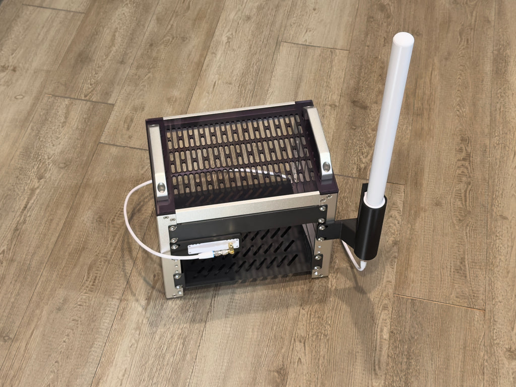 Ubiquiti Unifi SuperLink High-Gain Antenna 1U Rack Mount (uacc-usl-ant-hg-1U)