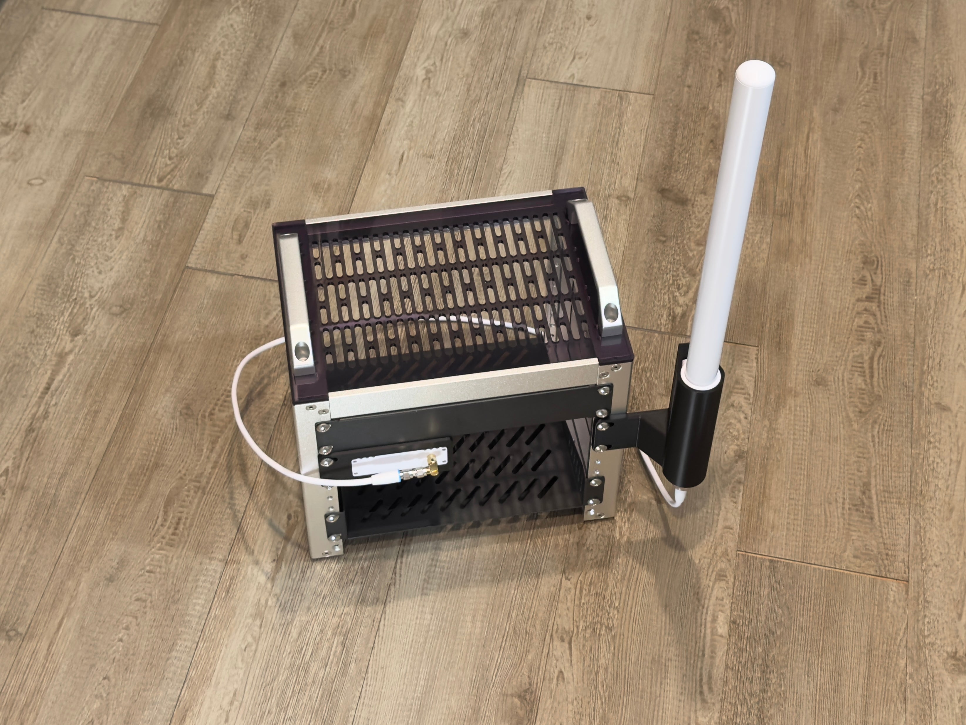 Ubiquiti Unifi SuperLink High-Gain Antenna 1U Rack Mount (uacc-usl-ant-hg-1U)