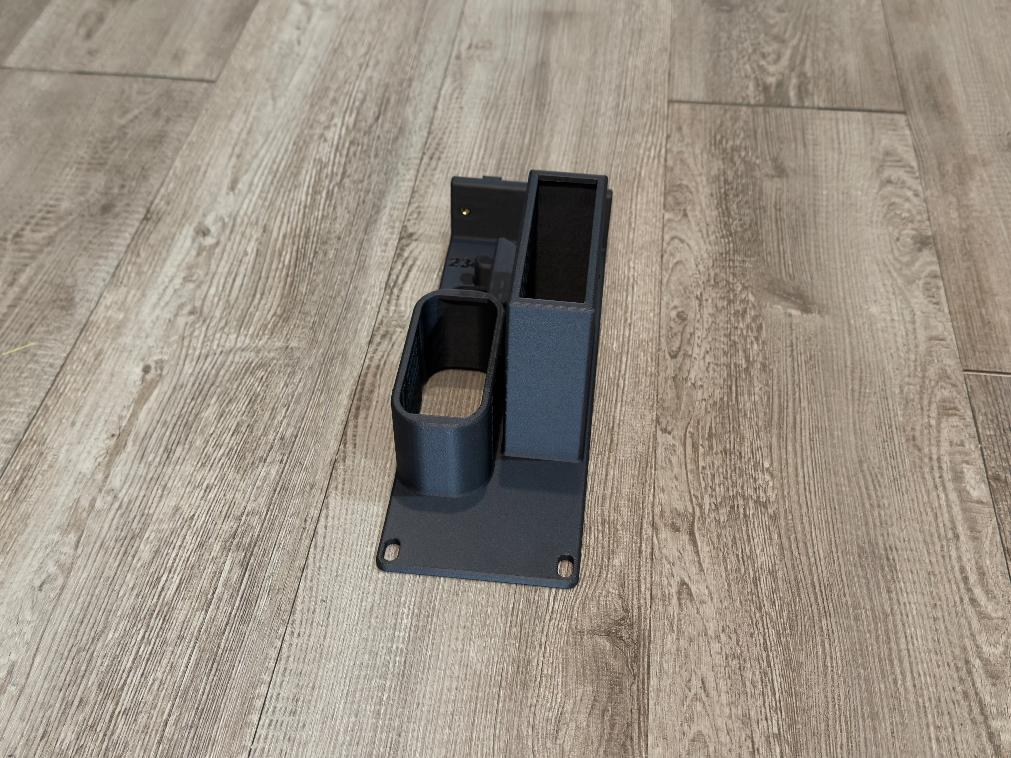 Apple TV 4K, Comet Pro, and JetKVM Carbon Fiber 2U Rack Mount Half