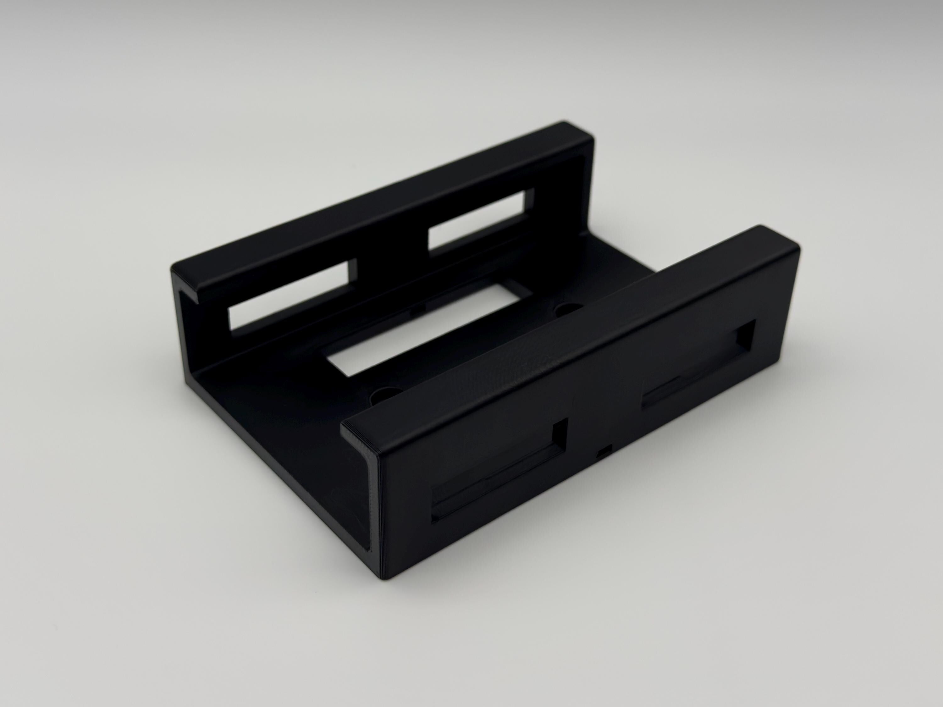 Sonnet Solo10G Thunderbolt Adapter Mounting Bracket (solo10g-sfp-t3 solo10g-tb3)