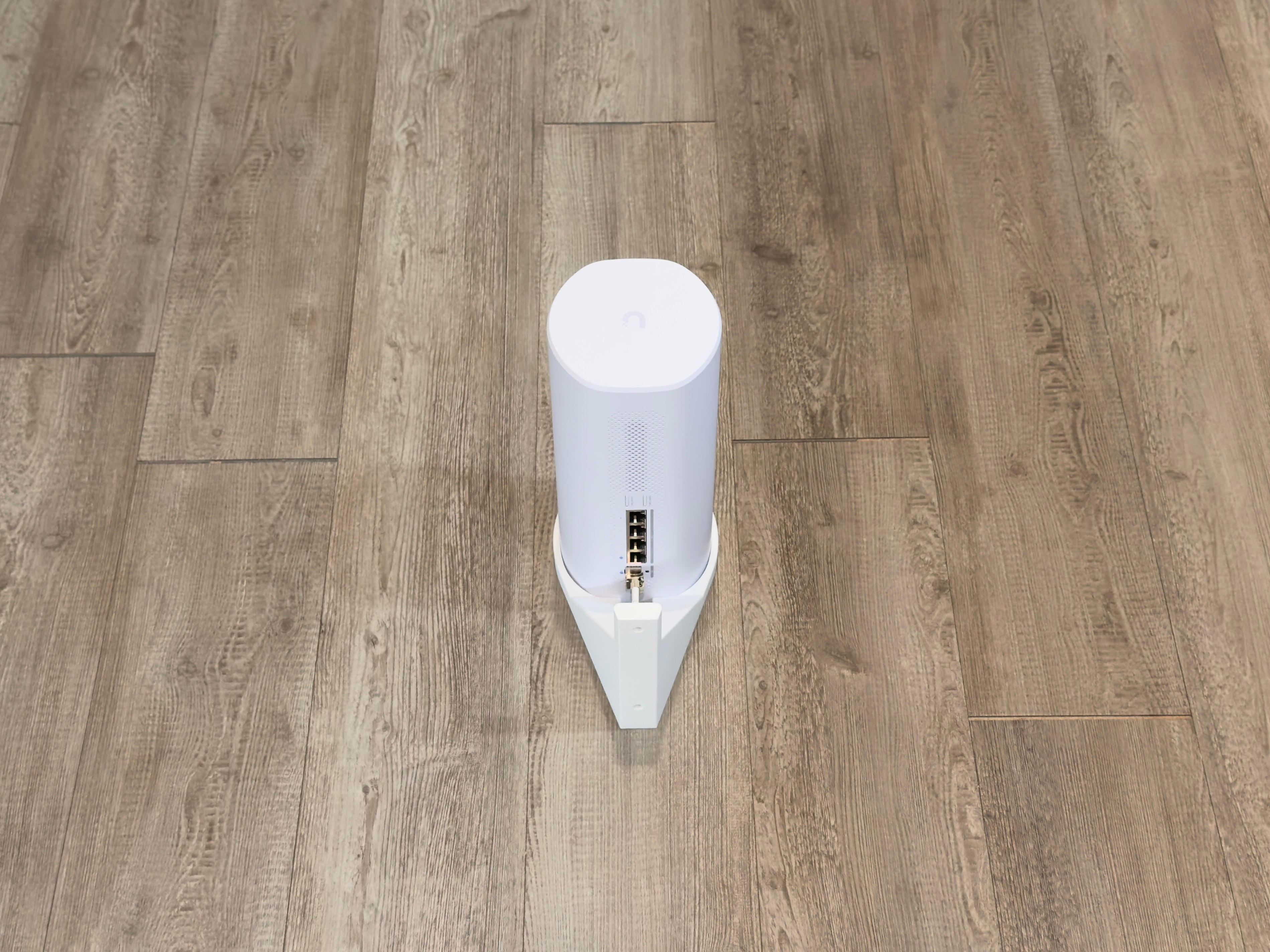 Ubiquiti Dream Router 5G Max Wall Mount Glass Fiber Infused UDR-5G-Max