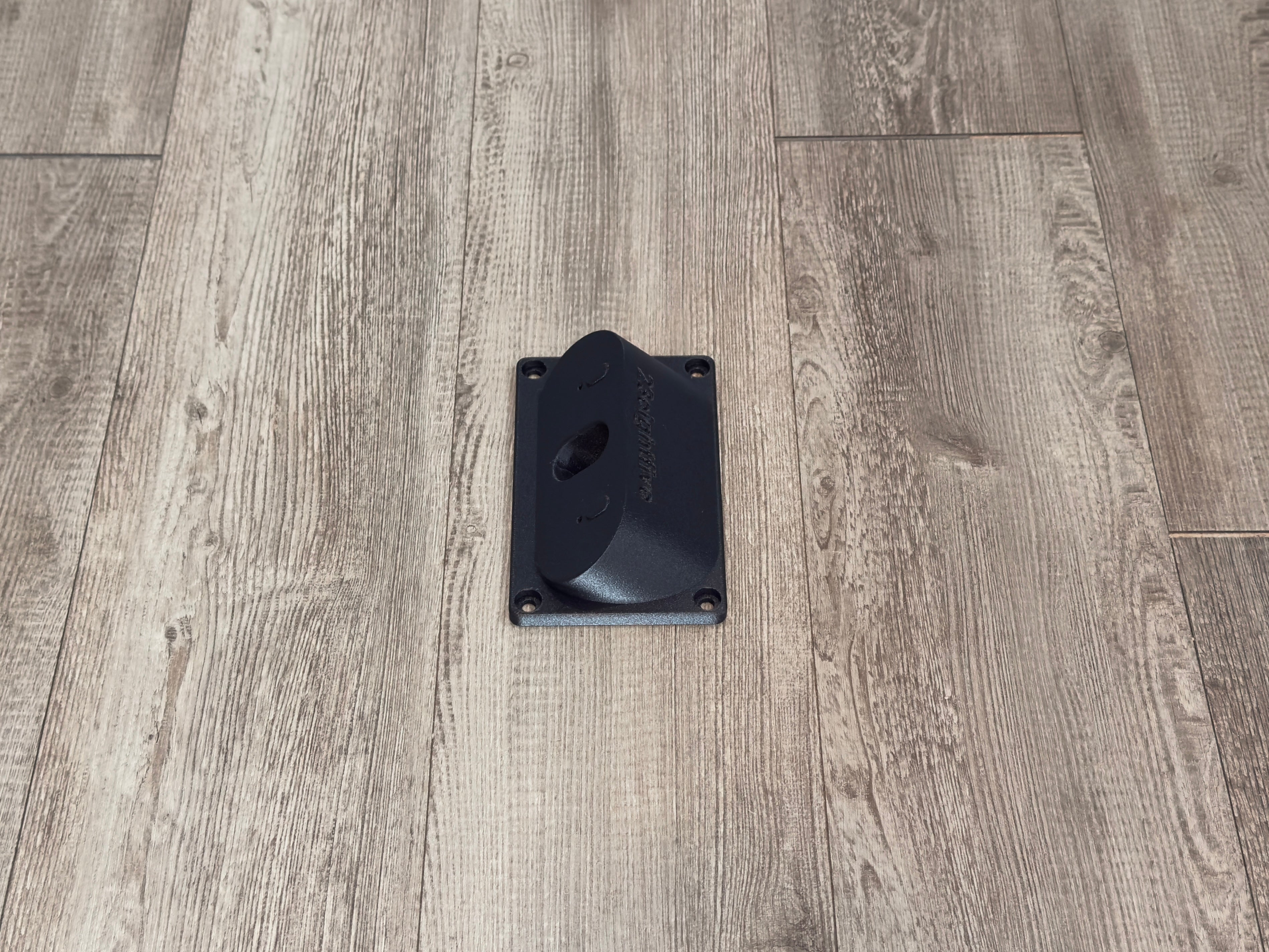 Ubiquiti G6 180 Wall Mount 45 Degree Horizontal Mount (UVC-G6-180-H-45W)