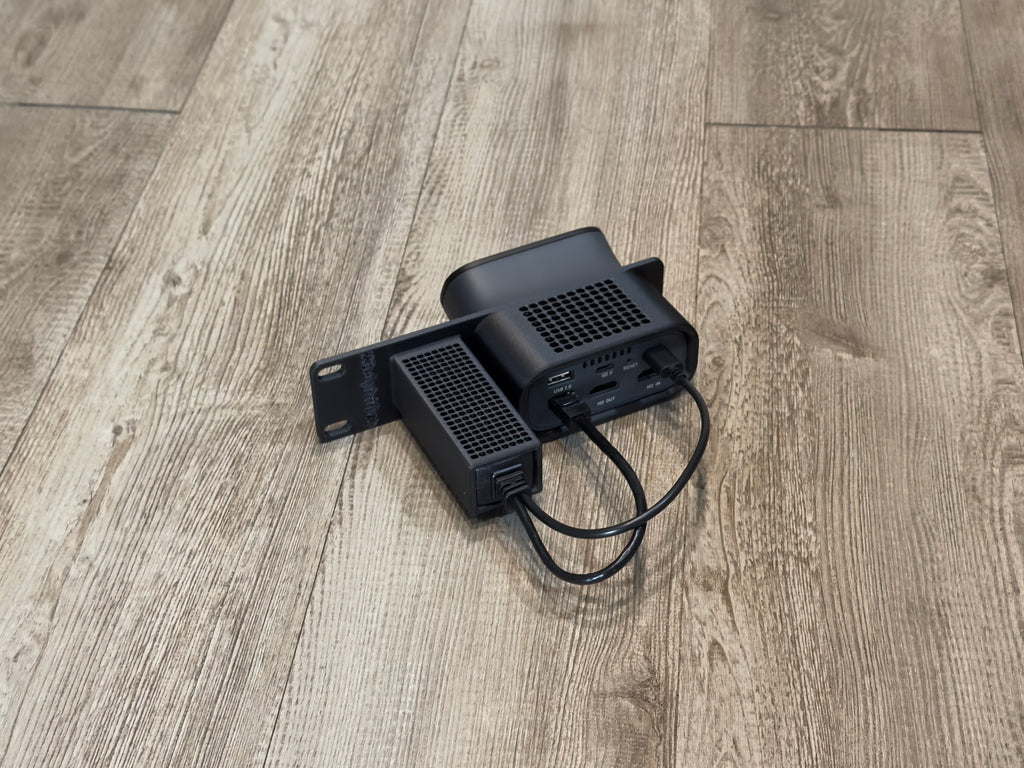 GLiNet Comet Pro Carbon Fiber Infused 1U Rack Mount with PoE Splitter (GL-RM10)