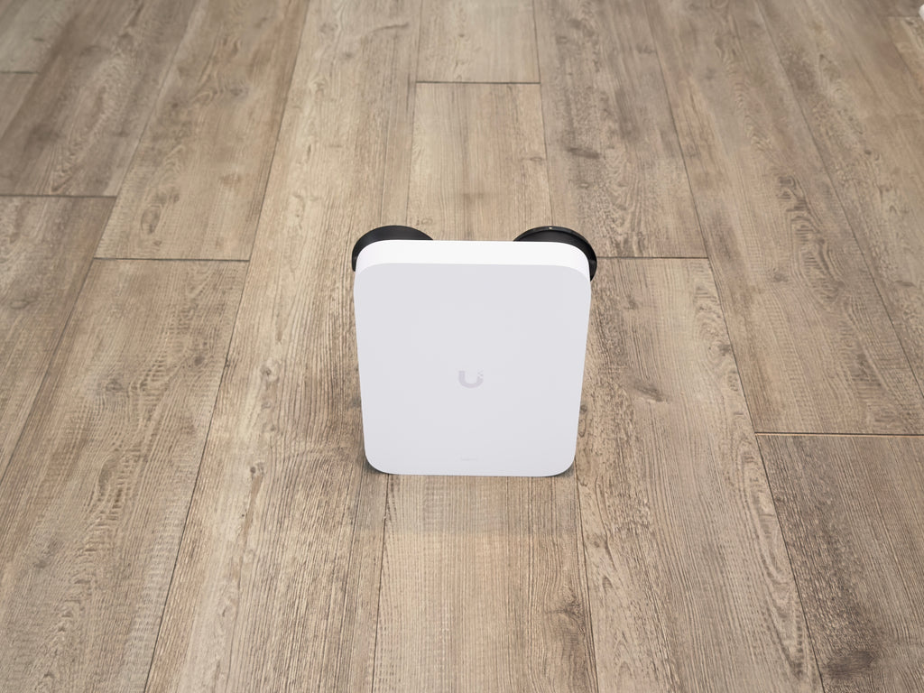 Ubiquiti UniFi 5G Max Window Suction Mount Bracket U5G Max