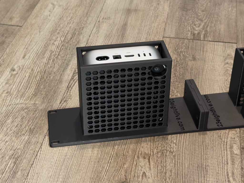 Apple M4 Mac Mini, Apple TV 4K & Comet Pro Carbon Fiber 2U Rack Mount