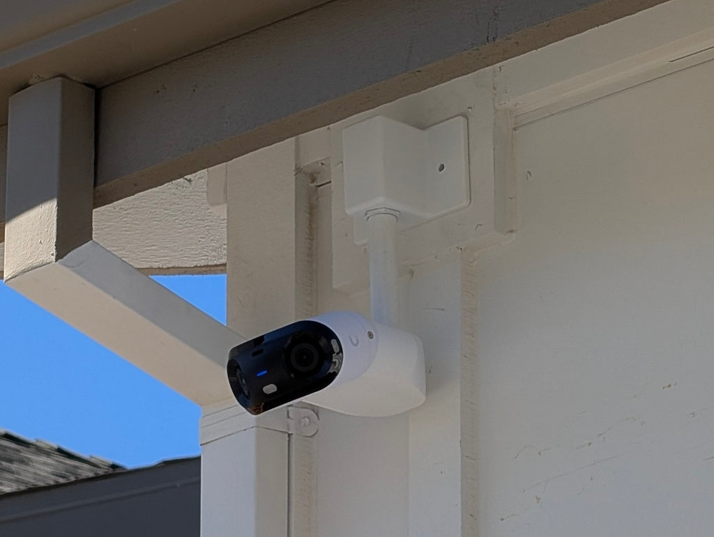 Ubiquiti G6 180 Drop Mount 1 Gang With 3/4 Inch NPT Conduit