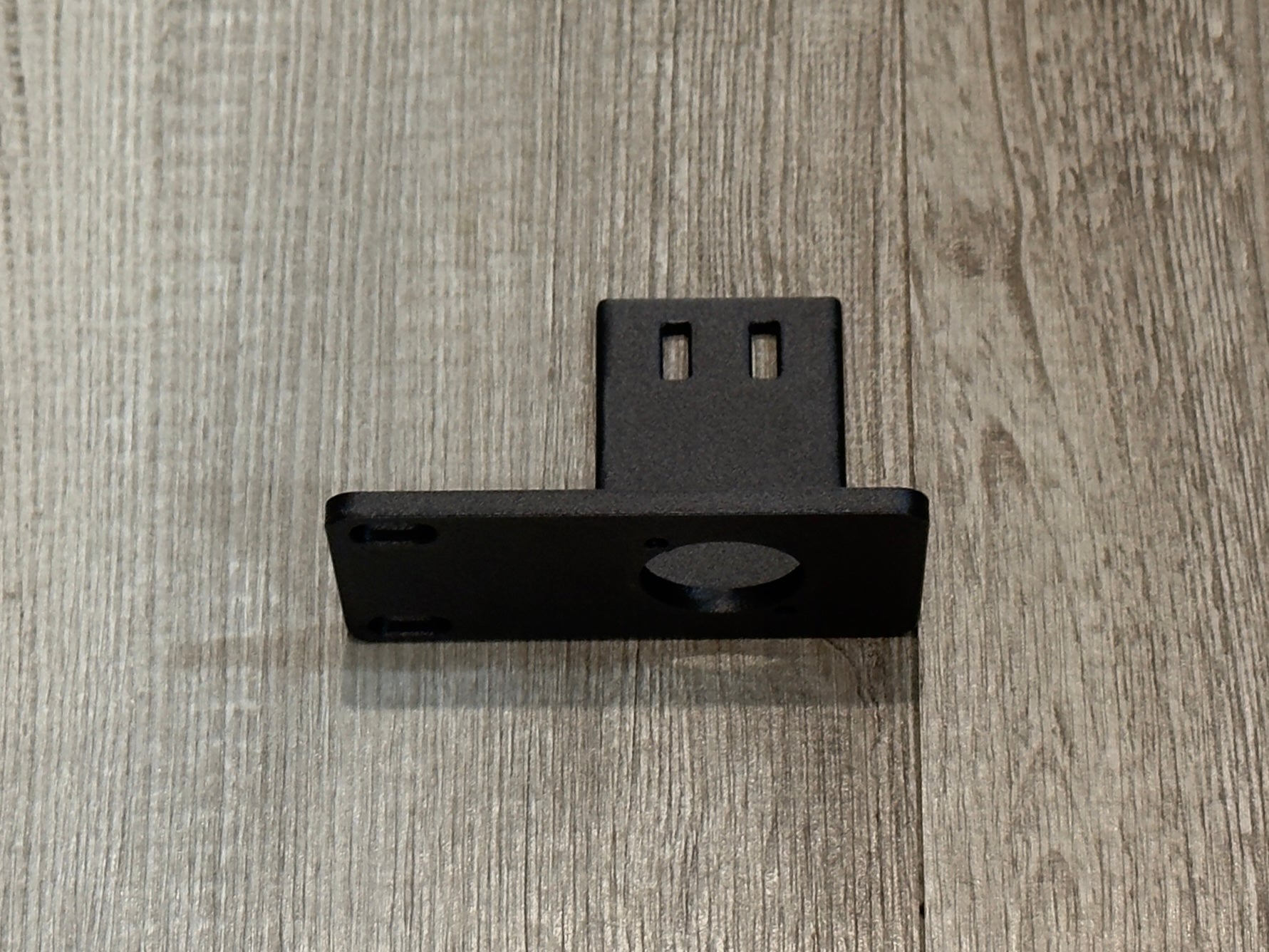 D-Type 1U Rack Mount 1 D-Series Connector with Cable Support