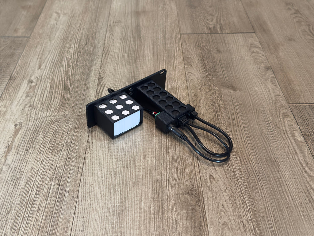 Ubiquiti Relay 1U Rack Mount PoE Injector Carbon Fiber USL Relay