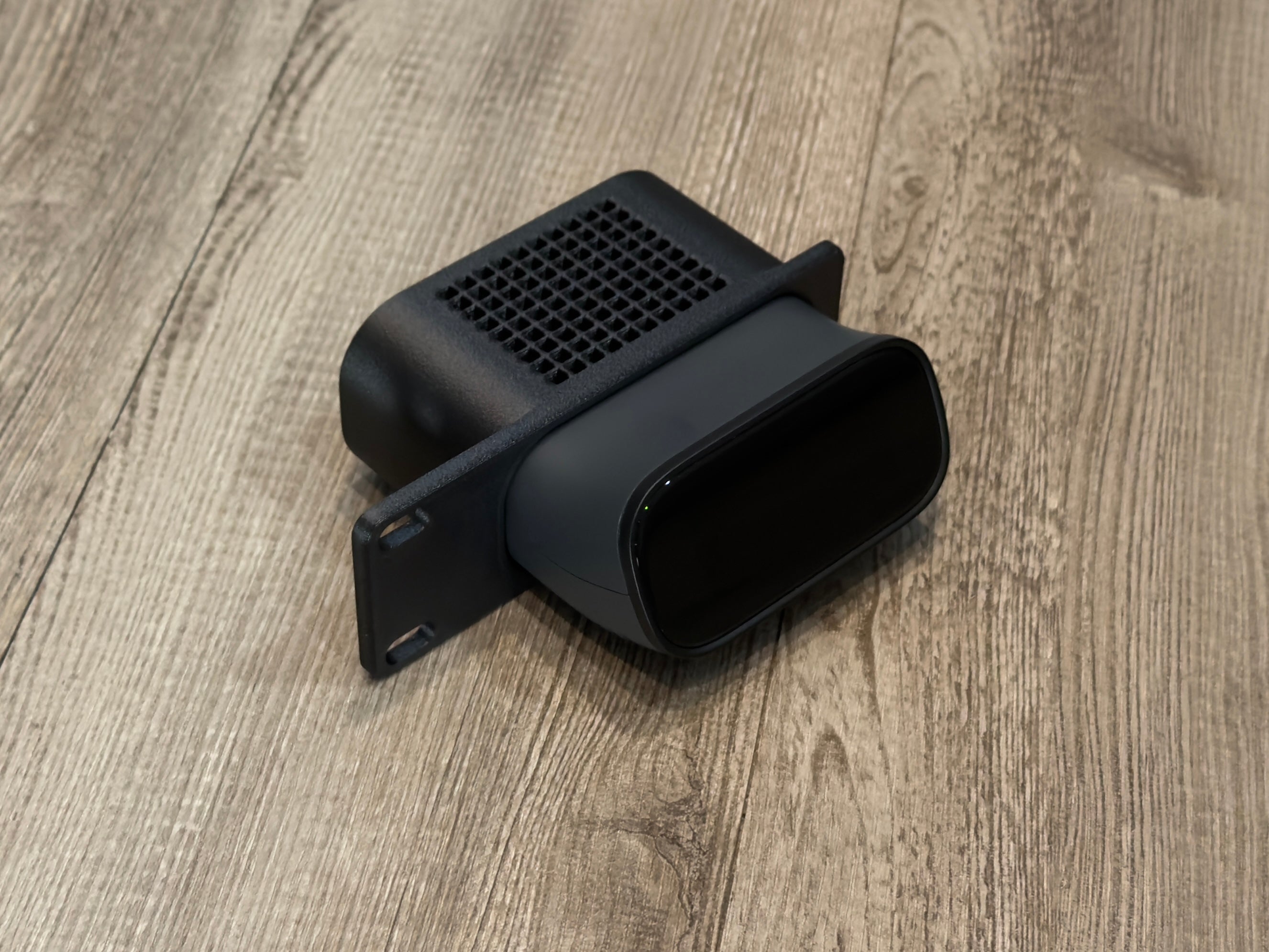 GLiNet Comet Pro Carbon Fiber Infused 1U Rack Mount (GL-RM10)