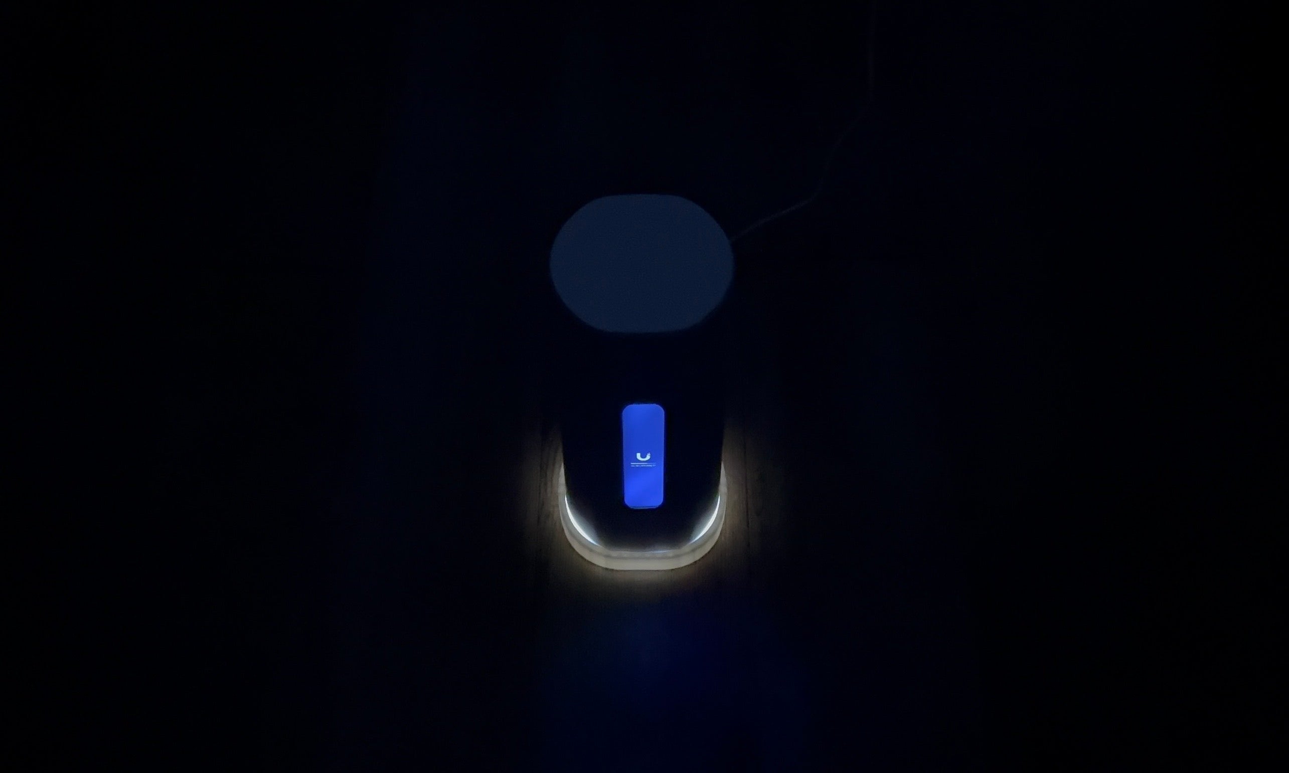Ubiquiti Dream Router 5G Max Wall Mount Glass Fiber Infused UDR-5G-Max