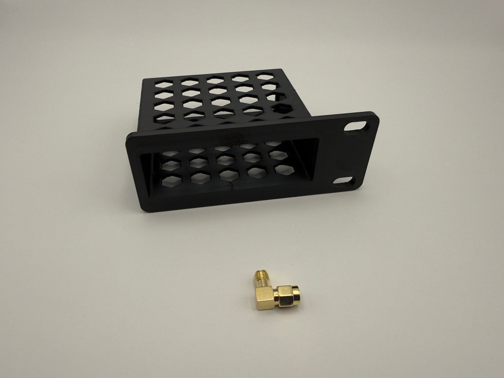 Ubiquiti UniFi SuperLink 1U Rack Mount with 90 degree SMA Adapter UP-SuperLink