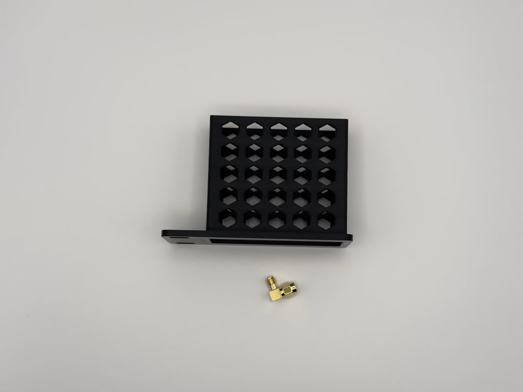 Ubiquiti UniFi SuperLink 1U Rack Mount with 90 degree SMA Adapter UP-SuperLink