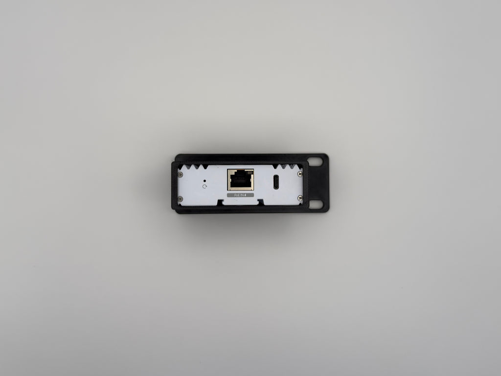 Ubiquiti UniFi SuperLink 1U Rack Mount with 90 degree SMA Adapter UP-SuperLink