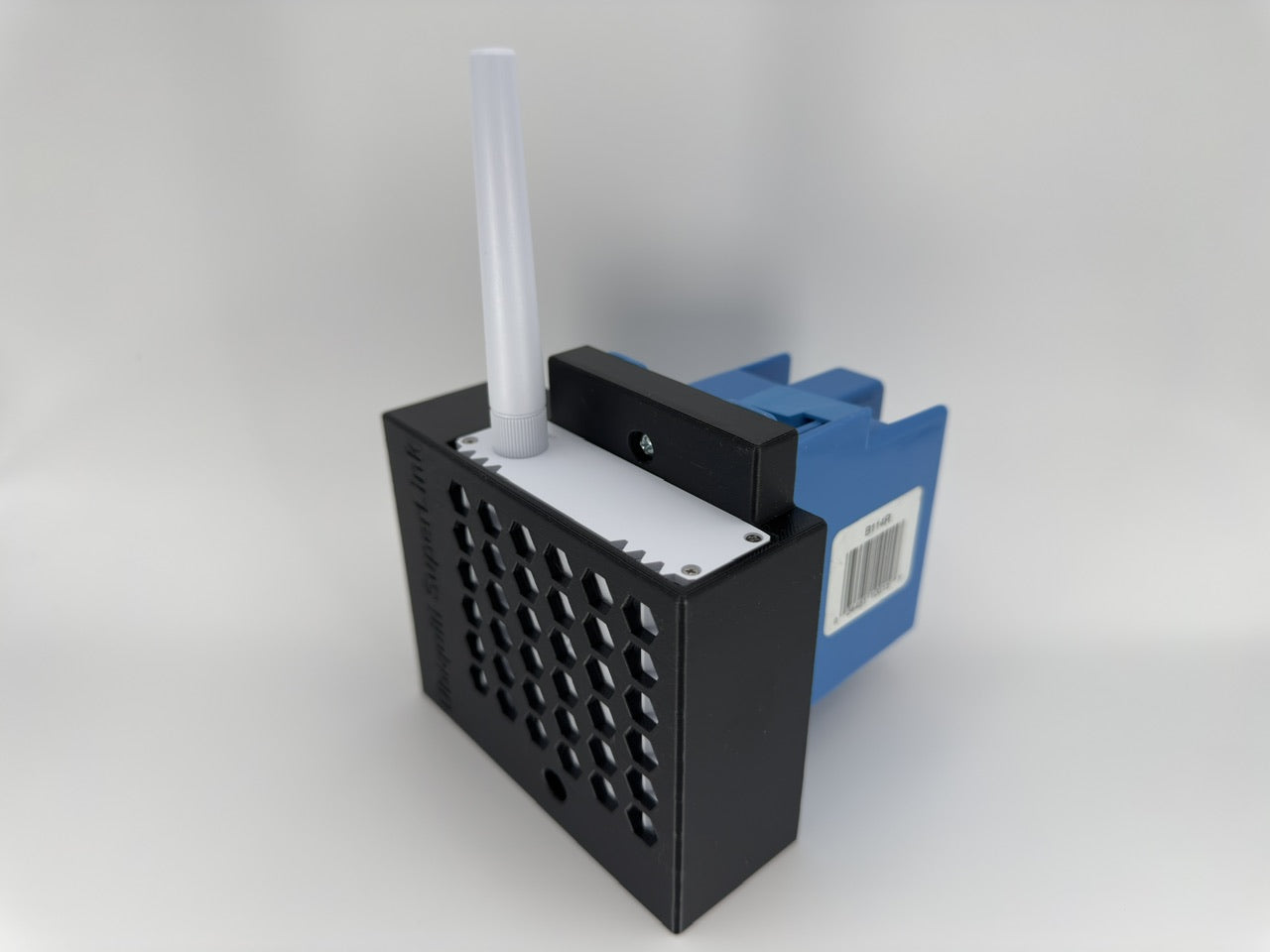 Ubiquiti UniFi SuperLink 1-Gang Wall Mount with RJ45 Keystone Cable & Screws