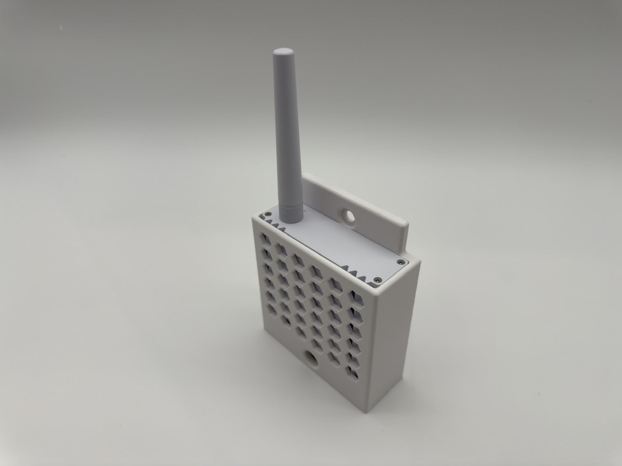 Ubiquiti Unifi SuperLink Mount with 2 Screws (UP-SuperLink-Mount)