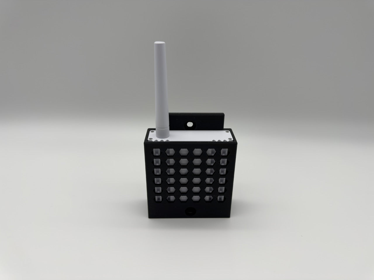 Ubiquiti Unifi SuperLink Mount with 2 Screws (UP-SuperLink-Mount)