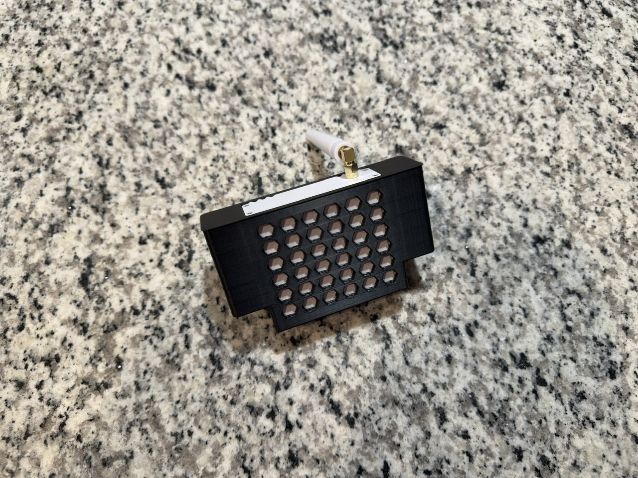 Ubiquiti Unifi SuperLink Ai-Key Insert with 90-degree SMA Adapter (USL-Gateway)