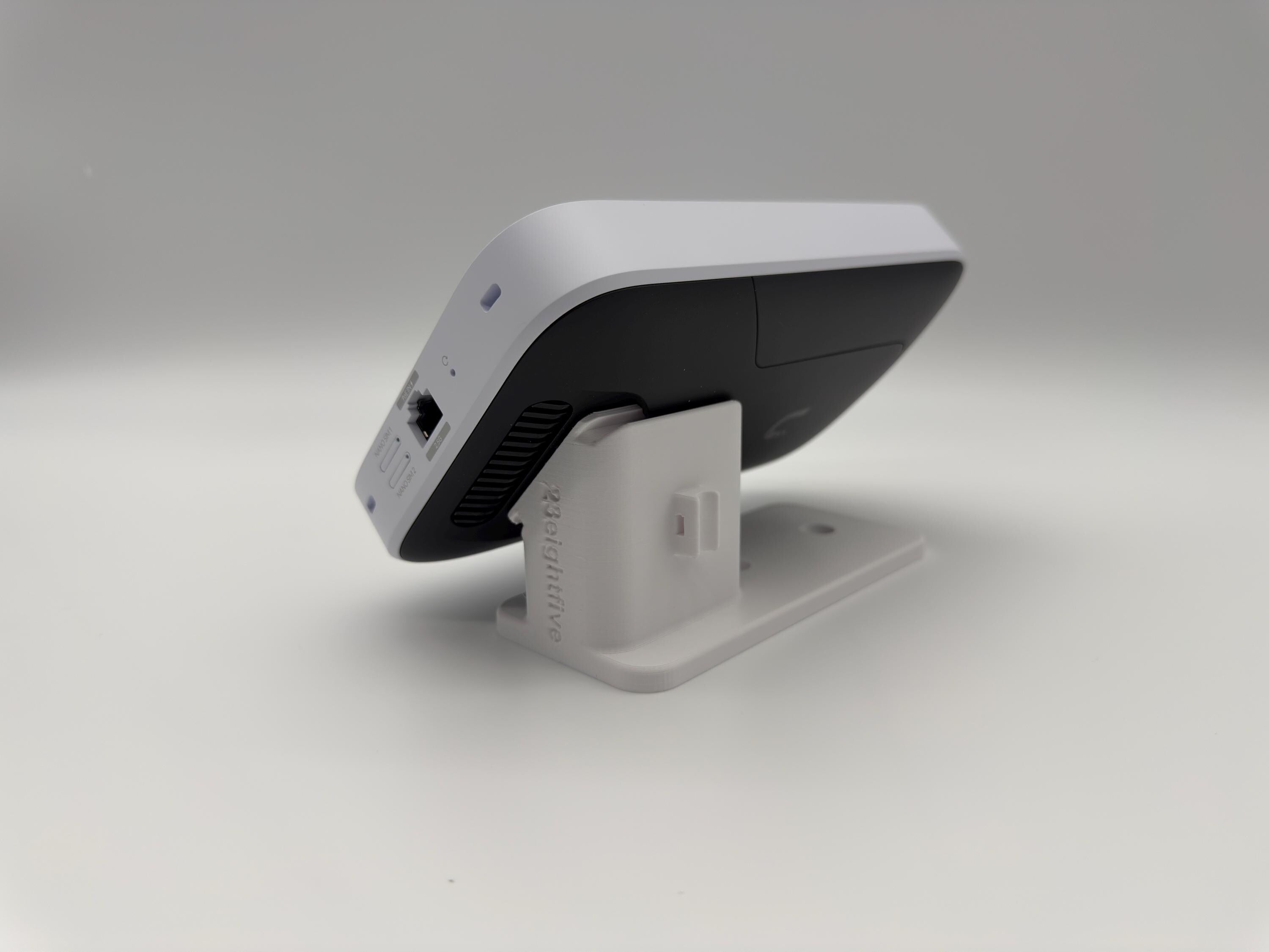 Ubiquiti Unifi 5G Max U5G-Max 45 Degree Wall Mount Bracket With Cable Management