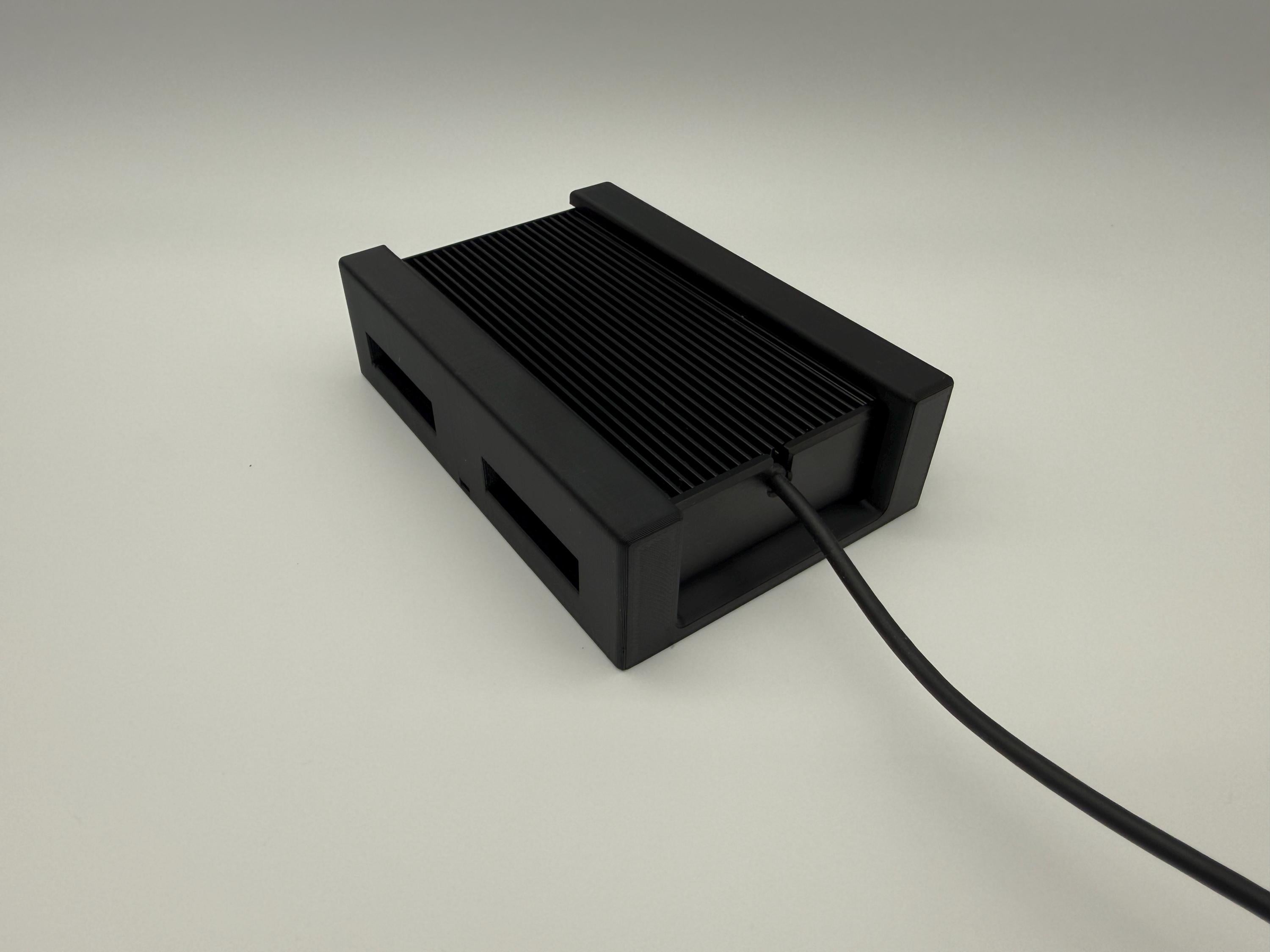 Sonnet Solo10G Thunderbolt Adapter Mounting Bracket (solo10g-sfp-t3 solo10g-tb3)